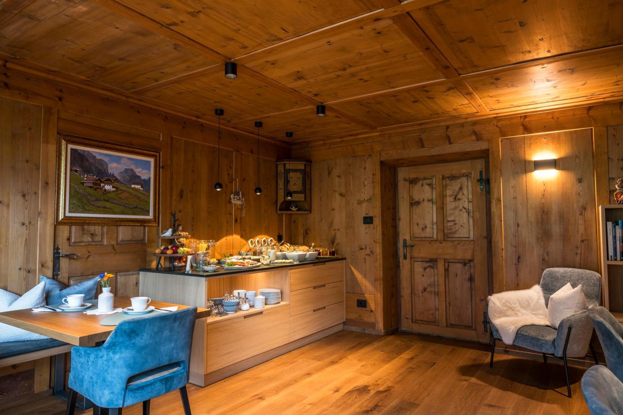 Sule Hof Agriturismo Urtijëi Buitenkant foto