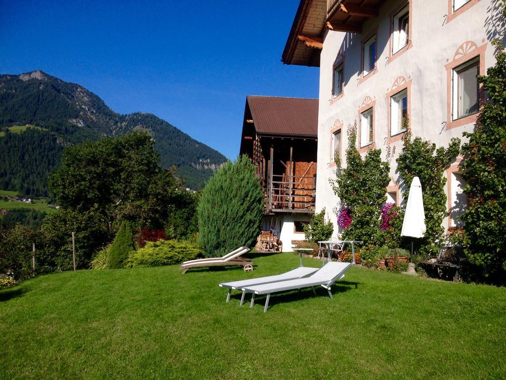 Sule Hof Agriturismo Urtijëi Buitenkant foto